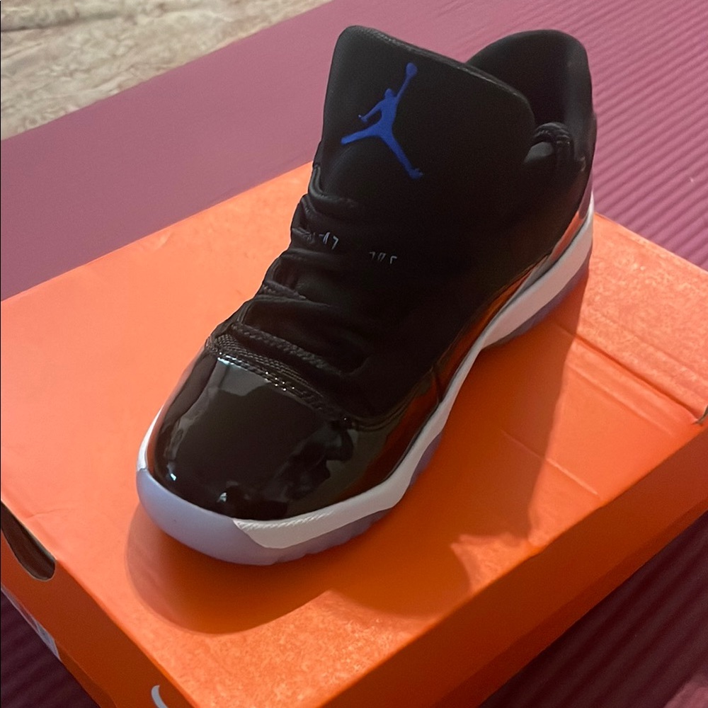 Black Air Jordan 11 Retro Low Space Jam